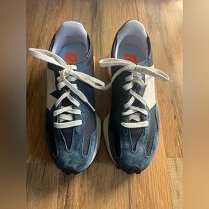 New Balance 327 Shoes